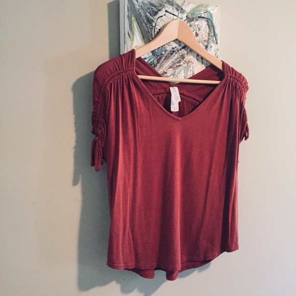 BOHO Anthropologie Amadi Drawstring Crimson Shirt - Picture 5 of 9